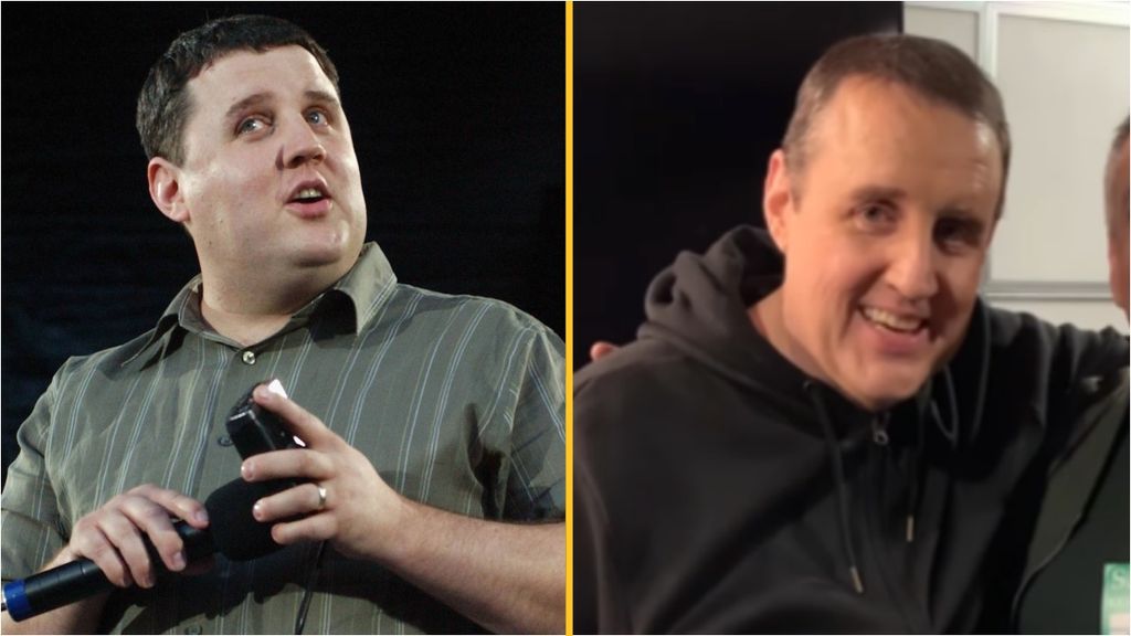 Peter Kay followers surprised by his new look in uncommon backstage clip